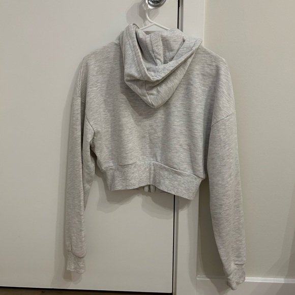 Cropped Garage Zip-up - Picture 2 of 4